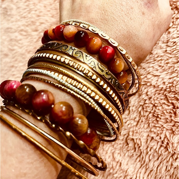 Tigers Eye-Genuine Pink 13 Bracelets 11 Unique Gold, 2 Pink TIGERS EYE, Gorgeous - Picture 3 of 16